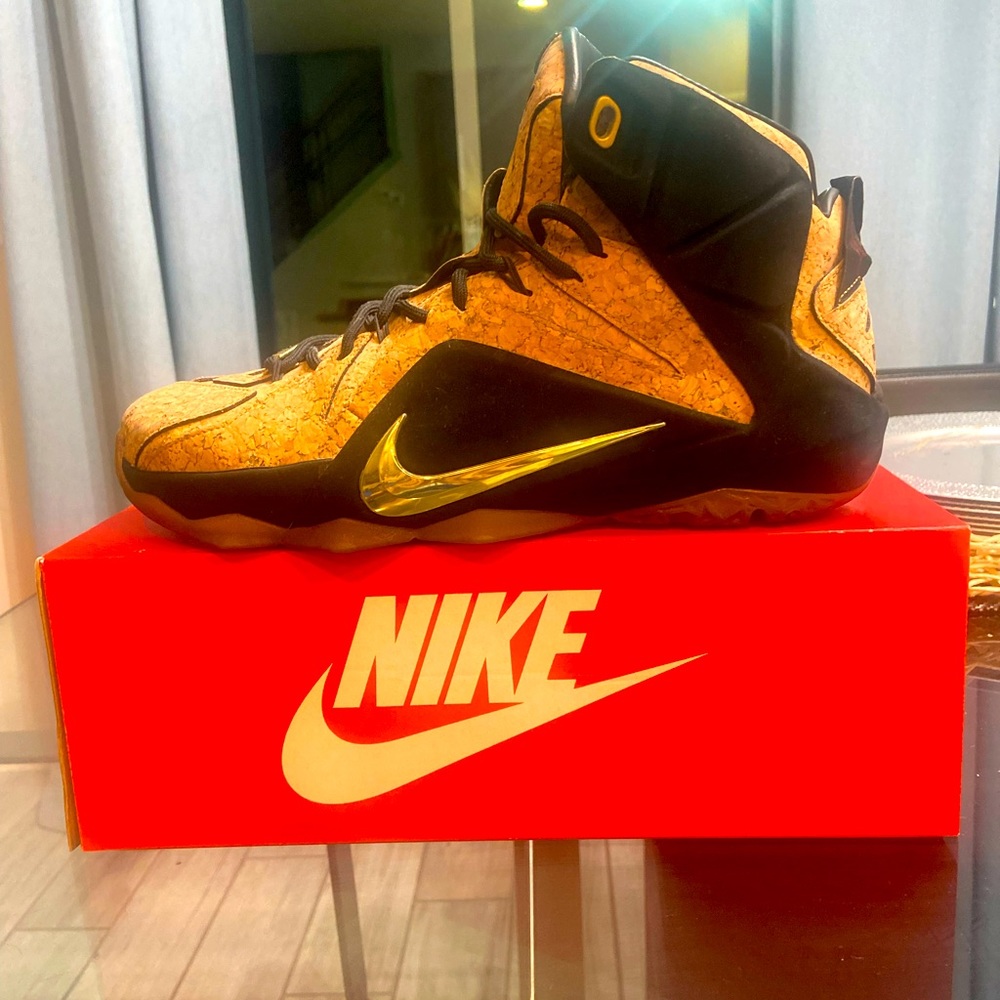 Lebron ext cork size 9.5